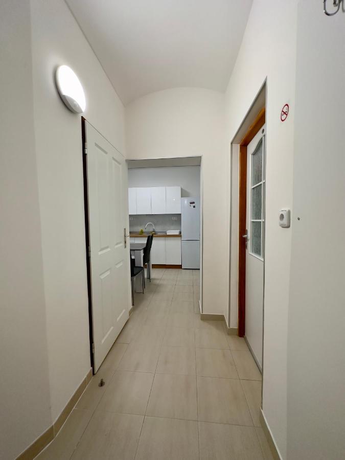 Lukas Apartments 야히모프 외부 사진